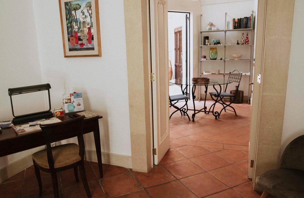 Dimora Santangelo Villa Lecce Bagian luar foto